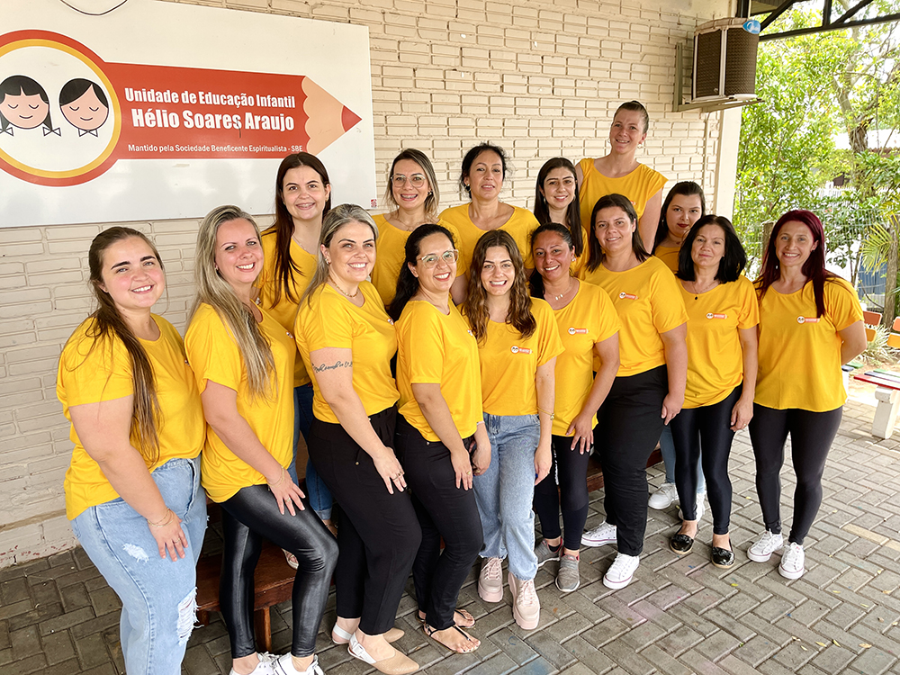 Equipe trabalhou assuntos em sala de aula.jpeg